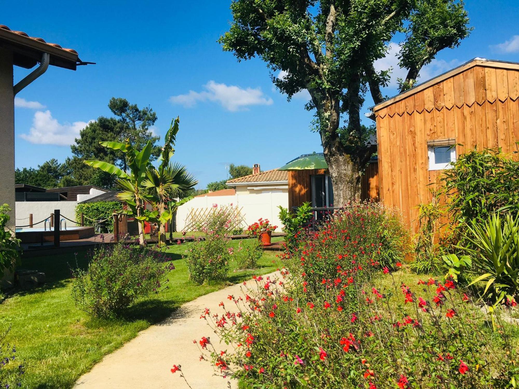 Les Petits Chalets De Kzo La Teste-de-Buch Exterior foto
